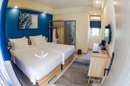 Cher Maldives