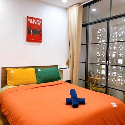 5' to Independence Palace - Saigon Local Vibes Hotels near Hung Kings' Temple