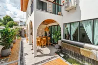 The Umane Luxury Villa - Melaka Hotels in Central Melaka District