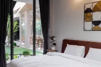 Taradol Premium Pool Villa Các khách sạn gần Paradise Valley World Open Light Buddha