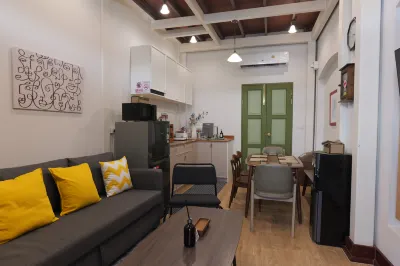 Entire Home 2BR 2BA Chinatown near Yaowarat - Songwat Hotel a Bangkok