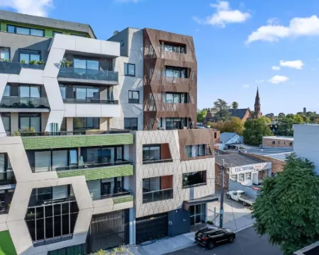 Cozy 1BR Apt Walk to Swinburne & Glenferrie Rd 霍索恩區酒店