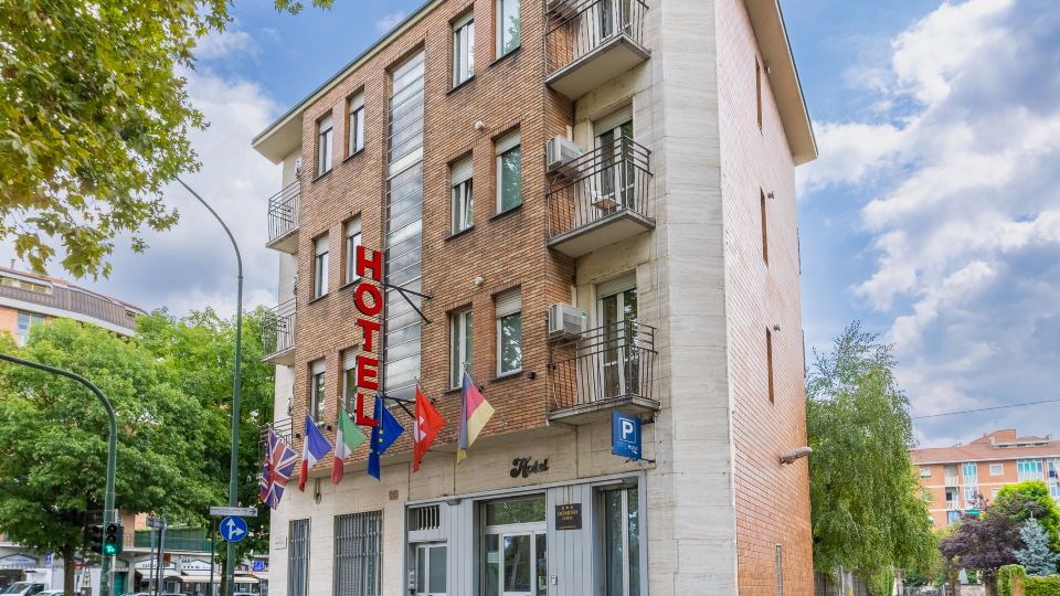Domino Hotel