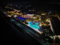 The Tropics at MacArthur Park Resort and Convention Center - Gym