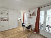 Seine 2-Min & Notre Dame • Cozy Studio