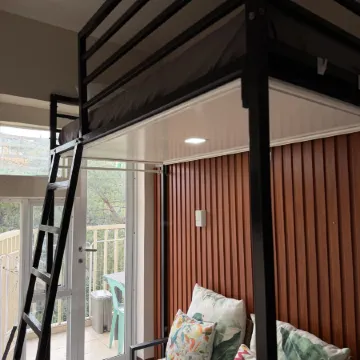 2600 CozyNook Transient Inn