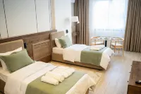 SeaStar Boutique Hotel