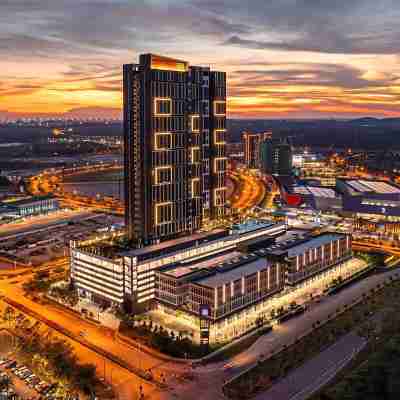 [Insta-Loft] Walking distance to Malls, Xpark Hotel Exterior
