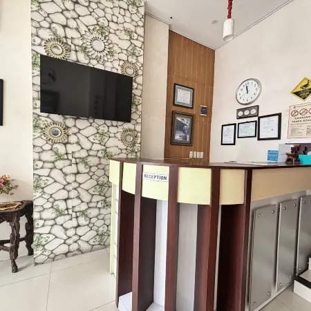 Townhouse Oak near RSUD Dr. Zainoel Abidin formerly Poma Hotel