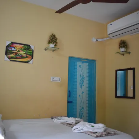 Sri Thirumalaivasa Guest House