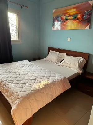 Cozy 1-Bedroom Modern Apartment - balcony