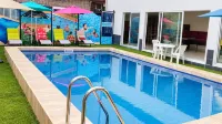 Hotel Omnisport Limbe - Pools