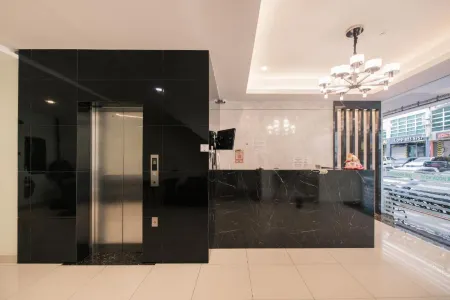 Star Moon Hotel Отели в г. Bintulu Division