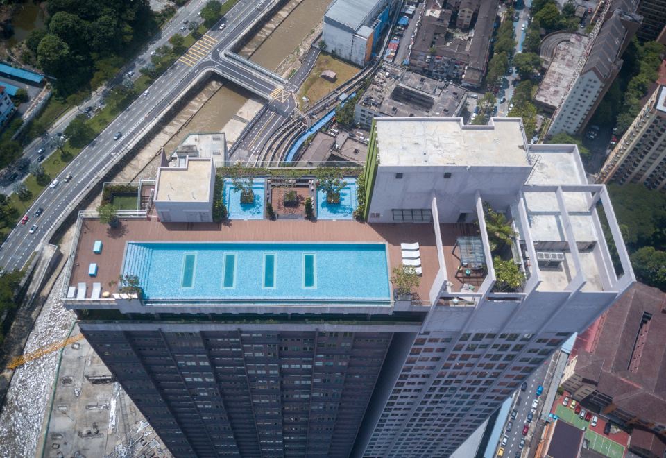 3. Upper Ho..