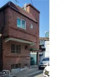 Airport Railroad Gongdeok Station 800m/3 Rooms/6 people/3 Queen Beds/Dryer/Hongik University