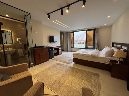 Zahira Pyramids view Отели рядом с достопримечательностью «Пирамида царицы Хетепхерес I»