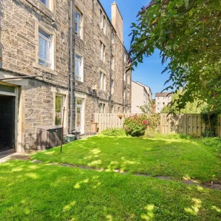 Stylish 1 Bed Edinburgh City Centre Apartment