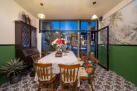 Nyonya Maison Boutique Hotel Phuket Old Town