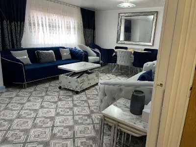 Entire flat by Principality Stadium (5 min walk) Hotels in 