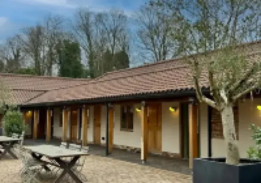 CBH 瑞丁斯酒店，原稱西奧巴爾茲公園 酒店