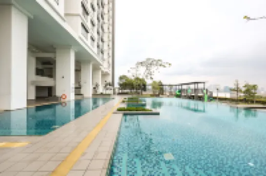 The Edge Residence by Favspace