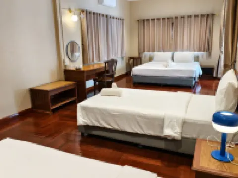 โรงแรมสวนสินการ์เด้น โรงแรมในตาก