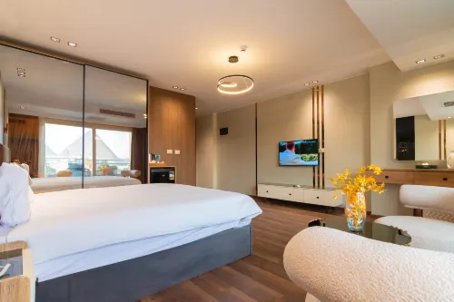 Legacy Hotel - New