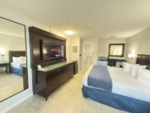 ランターン イン & スイーツ マナティのホテル