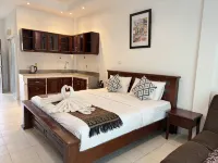 Serene Resort Pattaya - 2-Star