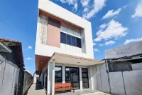 RedDoorz near Stasiun Purwokerto 2