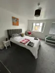 Badger Haven: Apt 4 | Large Apartment in Brackley - 2 stelle