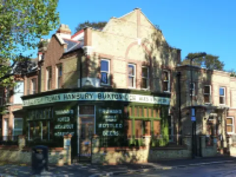 Unique 2 bedroom Flat in Heart of Walthamstow