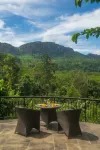 Kandy Dendrobium House Hotels in Hantana