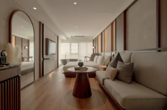 The Cara Hotel Отели рядом с достопримечательностью «Танджунг Ару»