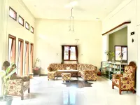 Karanggoso Indah Hotel Hotel di Watulimo