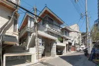 HBCrooftopstay - B&Bs (Bed and breakfast)