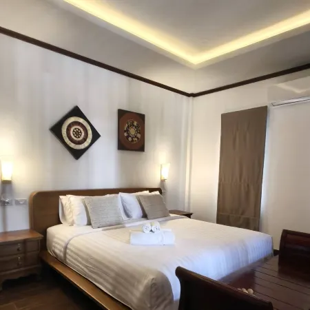 Ladda Garden Home