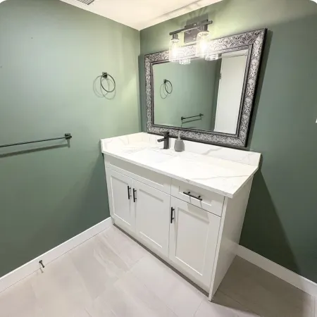 UBC-3BD Suite Free Parking