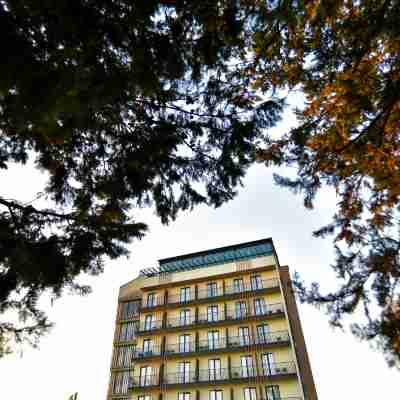West Inn Georgia in Kutaisi Hotel Exterior
