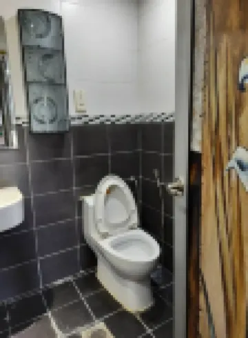 golf club homestay (Muslim-friendly)