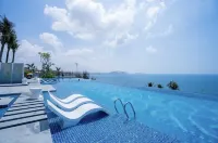 CONDOTEL CHAM BAY LUXURY