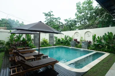 Wanaseta Guesthouse Hotel dekat Nyang Nyang Beach