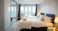 Reading City Centre Penthouse with Parking