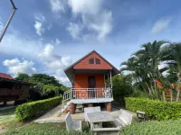 Oh taley resort Hotels near Ban Phe Pier