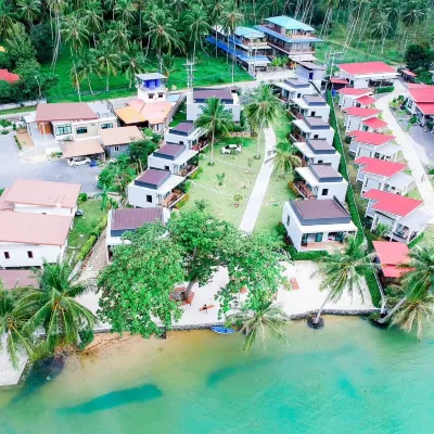 DANUP VILLA Отели рядом с достопримечательностью «Тон Сала Пир»