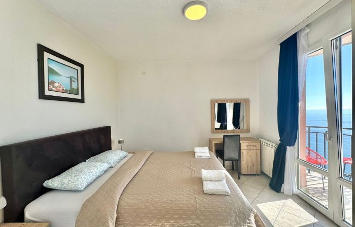 Calma Vista Apartments by Vila Vanja