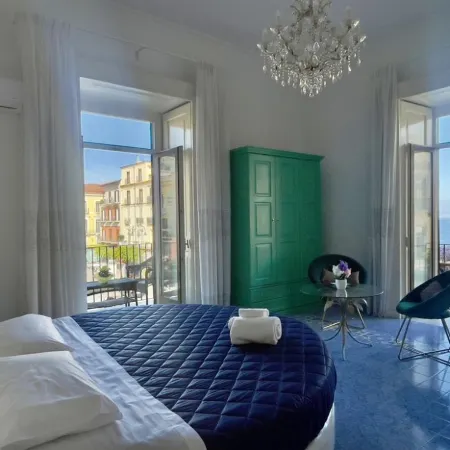 Ambasciata Sorrento Relais Отели рядом с достопримечательностью «Пляж Леонеллис»