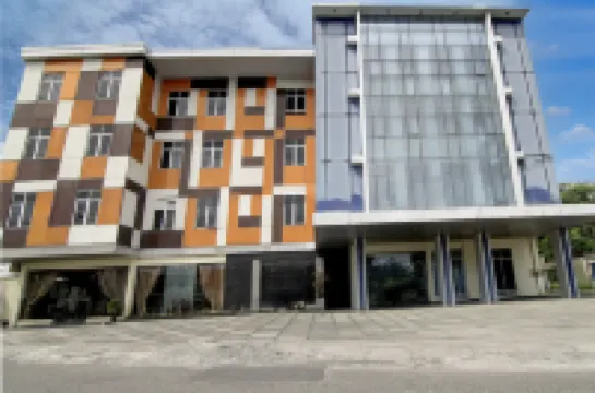 Stefani Family Hotel by TripleTree Hotel di Marpoyan Damai