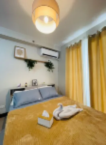 J&J Mactan Stays PS4, Netflix, Pool & Paid Parking Hotels near SAEKYUNG VILLAGE 1