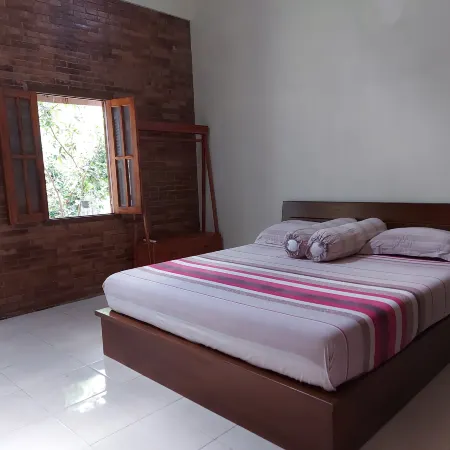 Rumah Cattleya Ixora